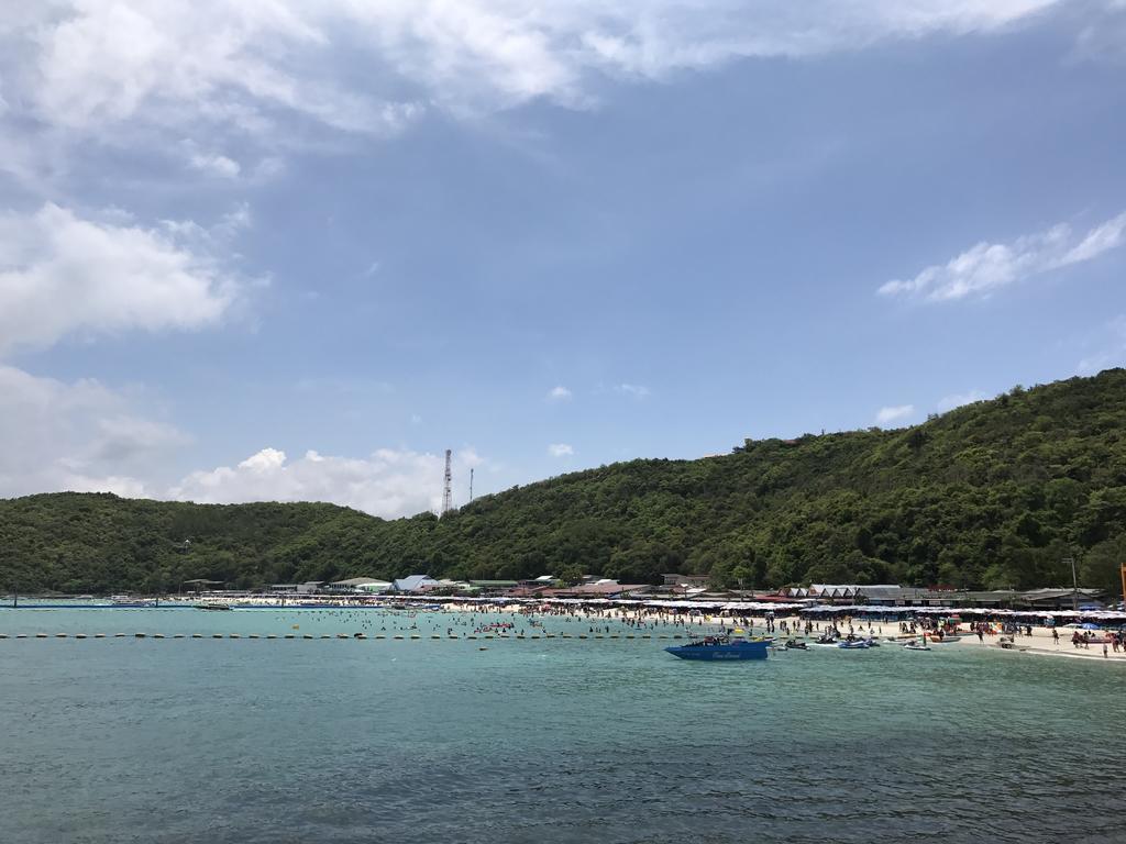 Hotel Baan Ta Long Beach Koh Larn Zewnętrze zdjęcie